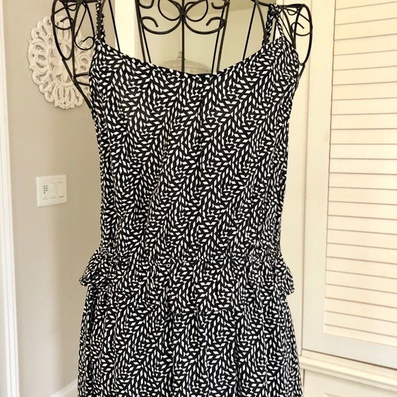 Mossimo Supply Co. Dresses & Skirts - Adorable Geometric Print Sundress